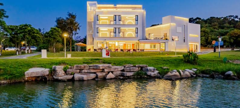 岸香·古渡居图片