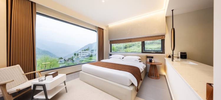 归山牧云民宿(四姑娘山店)图片