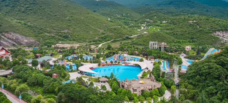 六盘水瀑布源酒店(六枝龙井生态温泉度假区店)图片