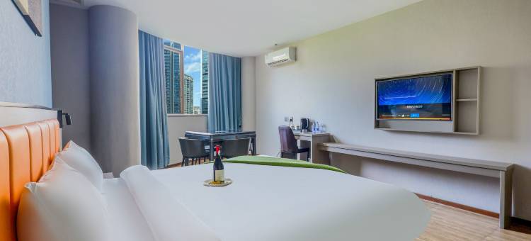 精灵酒店max(玄武招商花园城南京站北广场店)图片