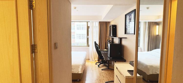 雷神电竞酒店(山东路五四广场店)图片