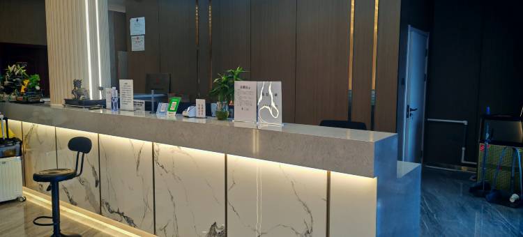 如家华驿酒店(乌兰布统草原店)图片