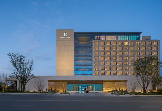 Renaissance Hotel Korla Over view