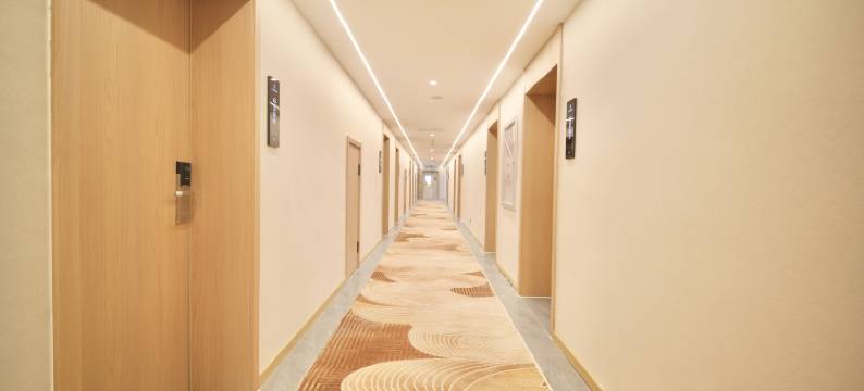 云之尚酒店(吐鲁番鄯善火车站镇吐哈油田店)图片