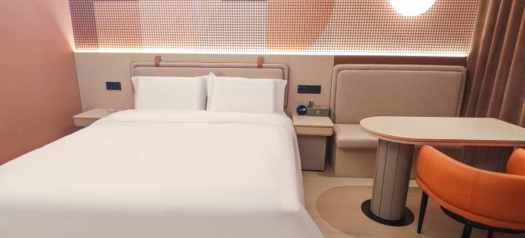 宇果酒店(当阳步行街雅斯广场店)图片