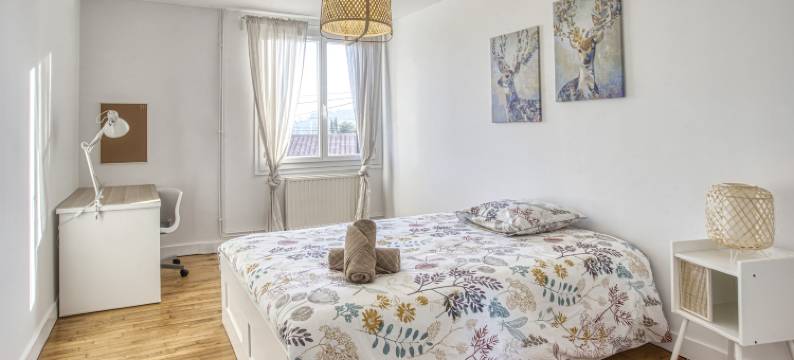 4BR 1000sq The Sweet Break light comfort图片