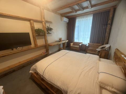 三棵古树休闲民宿