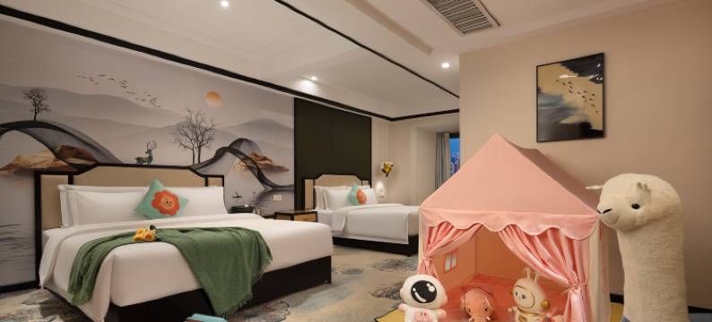 高空观景猴子酒店(贵阳观山湖奥体匹克体育中心店)图片