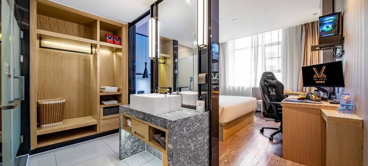 VES电竞酒店(贵港生活港高铁站店)图片