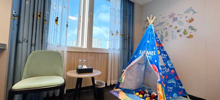 皇马假日大酒店(海口骑楼老街省政府店)图片