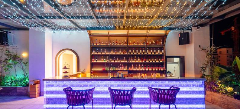 云锦美居高空泳池度假酒店(西双版纳景洪告庄星光夜市店)图片