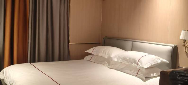 飞宇影院式电竞酒店(八公山店)图片