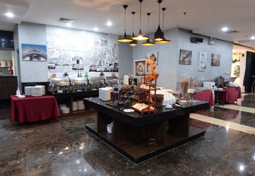 HORU Hotel Mangga Dua SquareHotel Overview