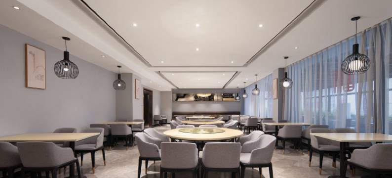 铂逸梦秦酒店(横店梦幻谷店)图片