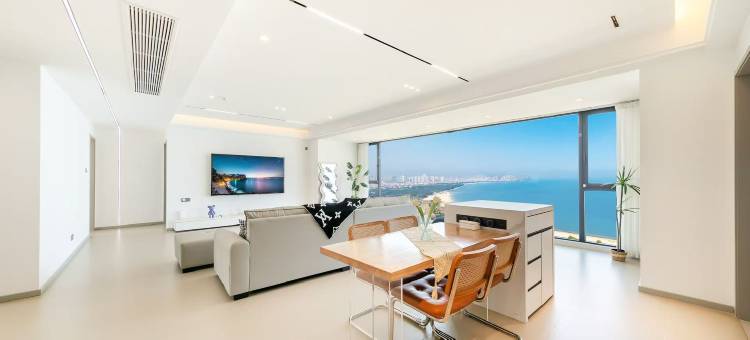 Crystal Bayview Hotel晶海湾海景公寓(威海站华发新天地店)图片