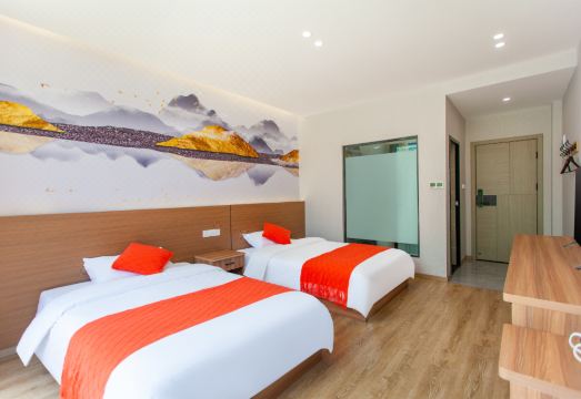 Kangding Dengba Meisu (Zhonggu Hot Spring Branch) Hotel Overview