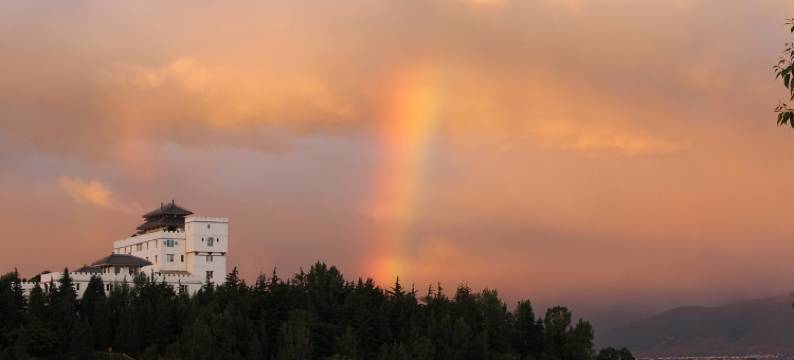 万合露天花园酒店(大理古城店)图片