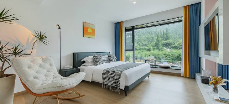 墅野印象·River溯溪·亲宠美宿(安吉云上草原熊猫部落探险乐园店)图片