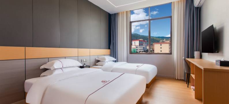 顺风酒店(巴塘318国道店)图片