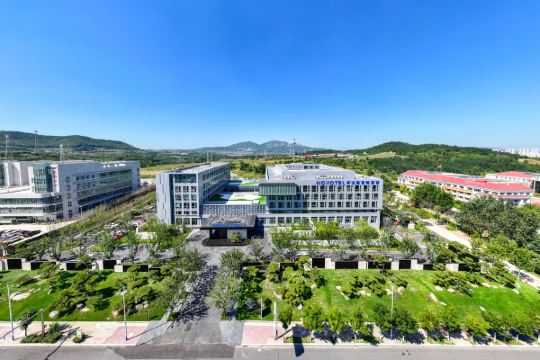 烟台半山诺富特酒店预订价格,联系电话位置地址【携程酒店】