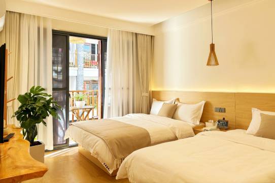 抚仙湖亦安客栈(广龙小镇店)