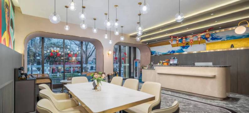 美华雅苑酒店(西安小寨地铁站交大一附院店)图片