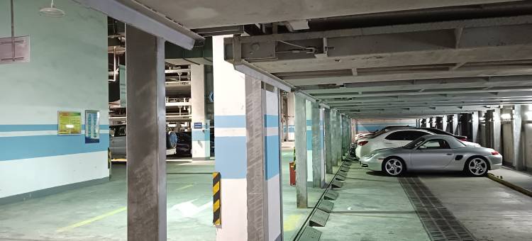 青庄民宿(西藏北路店)图片
