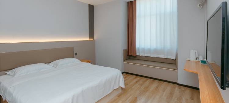 栖霞恋栖宾馆(迎宾路分店)图片