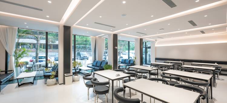 若逸ROY·远美术馆民宿(北京水长城店)图片