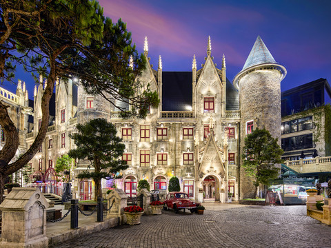 岘港法国村巴纳山美居酒店