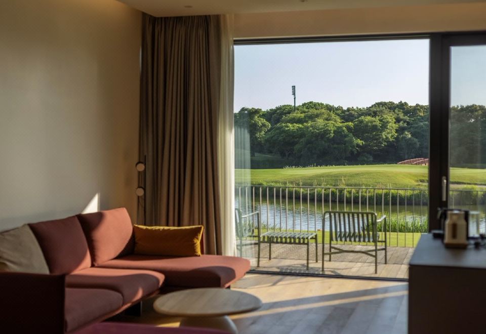 Kase Lodge Hotel Overview