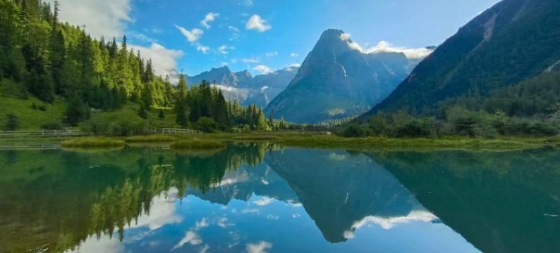 山语·星畔|石头小筑Villa·观景民宿(四姑娘山风景区店)图片