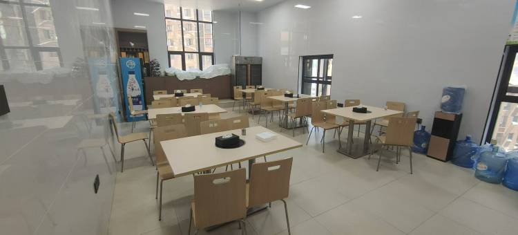 湘华电竞酒店(黔南师院万达广场店)图片