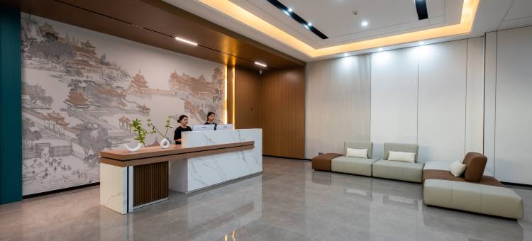 柏悦·影音轻居(深圳浪心商业街上屋地铁站店)图片