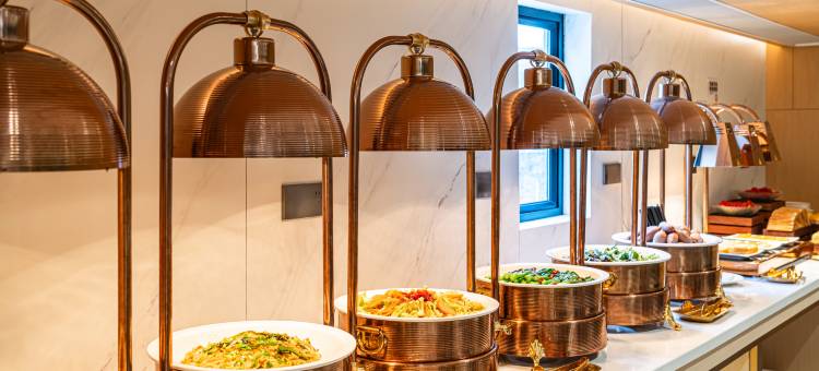 潮漫酒店(珠海湾仔口岸横琴国际会展中心店)图片