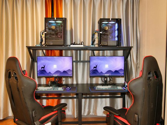 瑞景京橙电竞酒店(中南广场店)