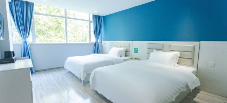 欣悦宾馆(镇江火车站万达广场店)图片