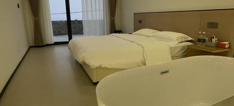 东极·枕星河落日海景美宿图片