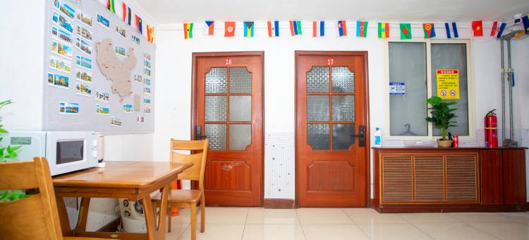 台东老街太空舱青年旅社(台东步行街店)图片