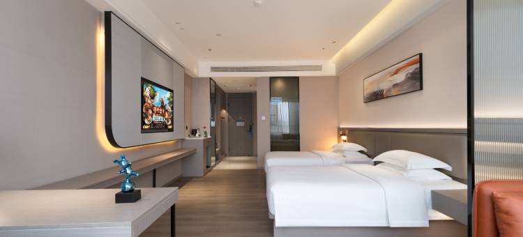 梦龙兰欧酒店 (自贡方特恐龙王国店)图片