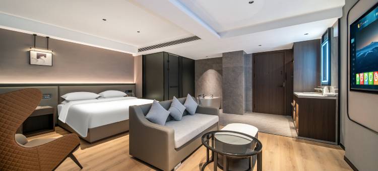 罗山水立方大酒店图片