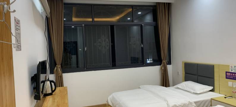 林芝古朗月民宿图片