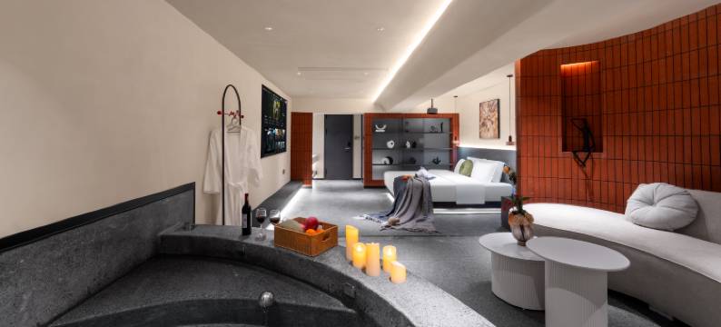 無二乐居酒店(昆明老街南屏步行街店)图片