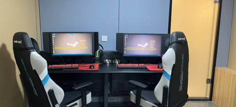 住吧界卓威电竞酒店(大连西安路交大夜市店)图片