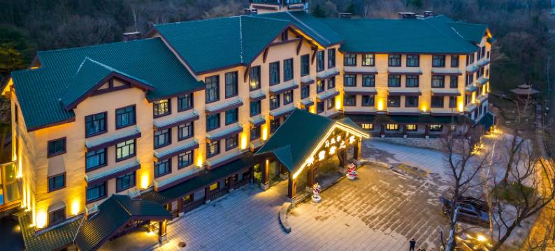 亚布力滑雪者之家图片