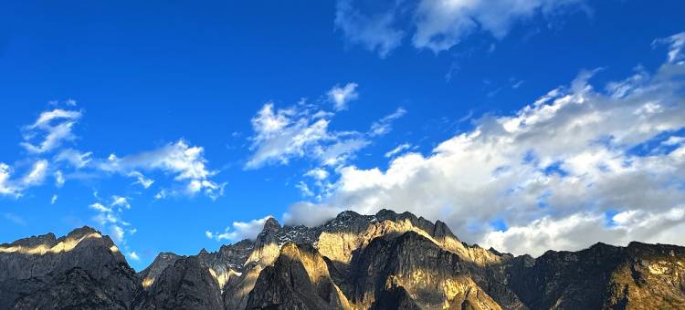 香格里拉·虎跳峡云山居丨Golden Peaks 精品美宿(虎跳峡店)图片