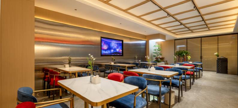 雅澜甄选酒店(呼和浩特内蒙古大学南校区五里营地铁站店)图片