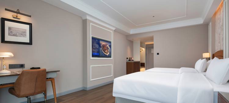 维也纳国际酒店(张家界天门山索道站店)图片