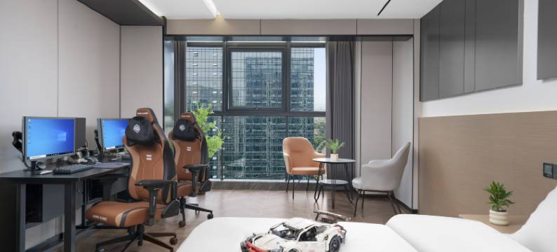 丛林电竞酒店(金融北城趣玩购物中心店)图片