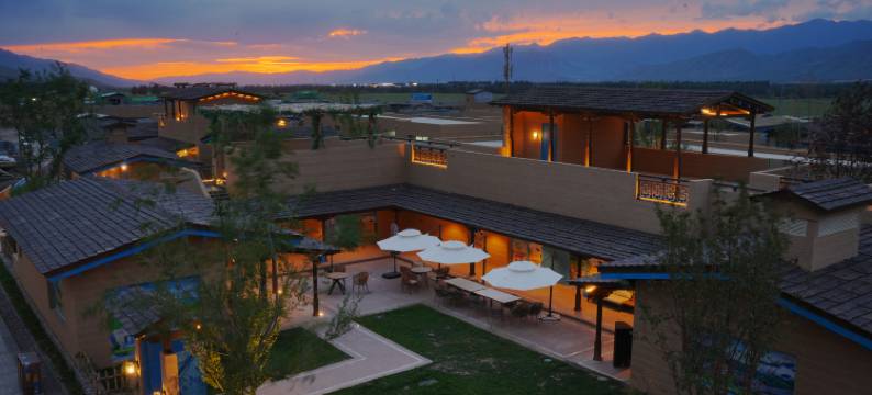 那拉提拈花湾哈茵赛度假酒店图片